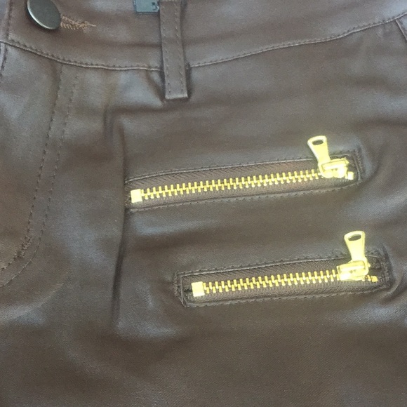 BROWN ELASTIC COATED FAUX LEATHER PANTS - Picture 5 of 8